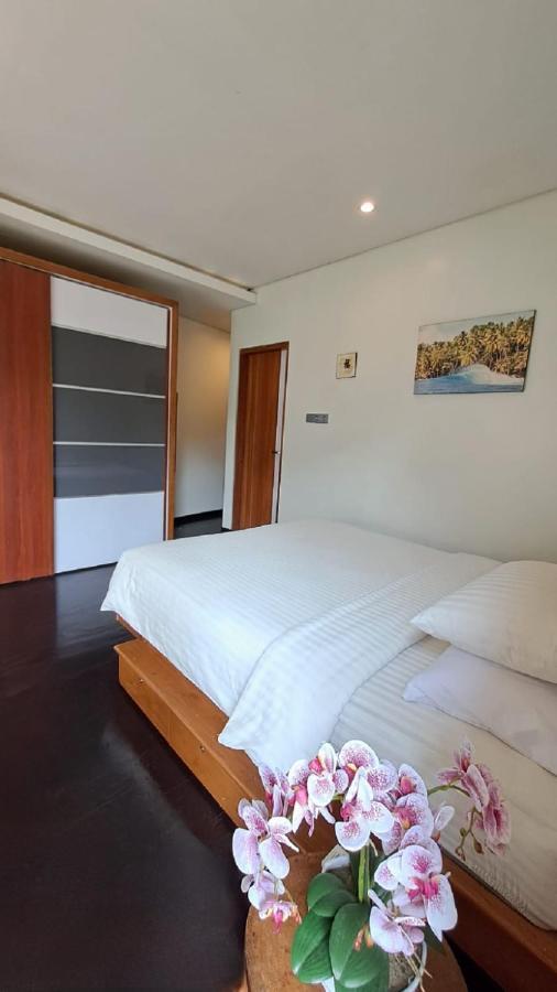 Sentosa Lodge Padang  Ngoại thất bức ảnh