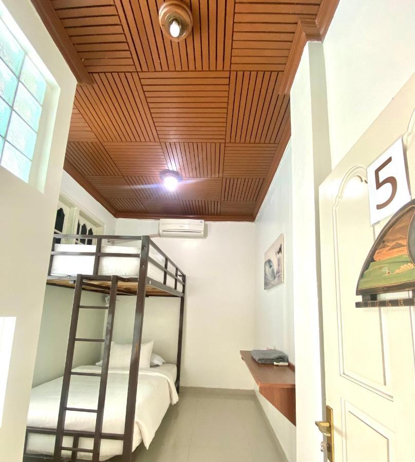 Sentosa Lodge Padang  Ngoại thất bức ảnh